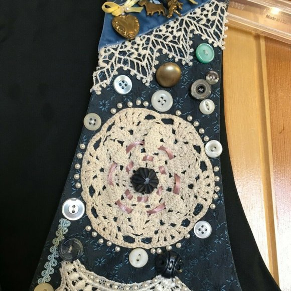 VTG 90s Handmade Bohemian Appliqued Doily Vest Buttons Beads Ribbon Medium? - Picture 2 of 9